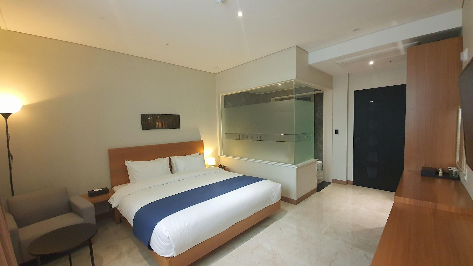 Benikea Hotel Yangsan Ngoại thất bức ảnh